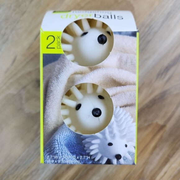 🔺️NIB White Hedgehog Rubber Spikey Laundry Dryer Buddy Balls Set of 2 - Picture 4 of 10
